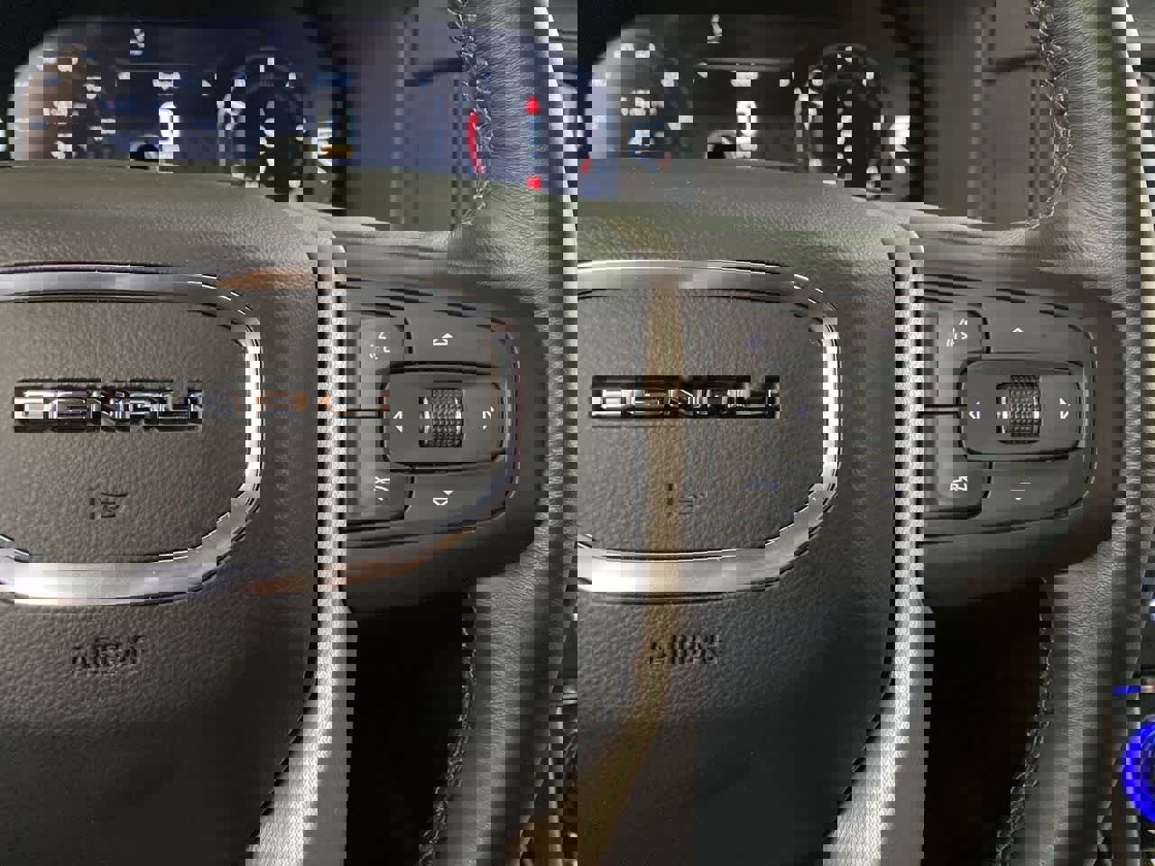 Used 2024 GMC Yukon Denali w/ Advanced Technology Package image 21