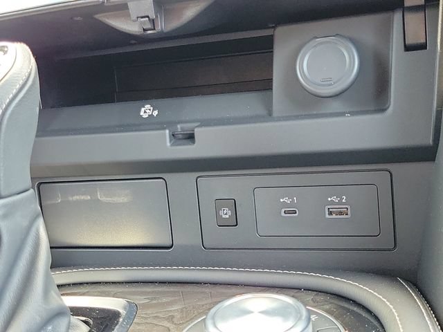 Used 2024 INFINITI QX80 Sensory w/ Cargo Package AWD/4WD image 32