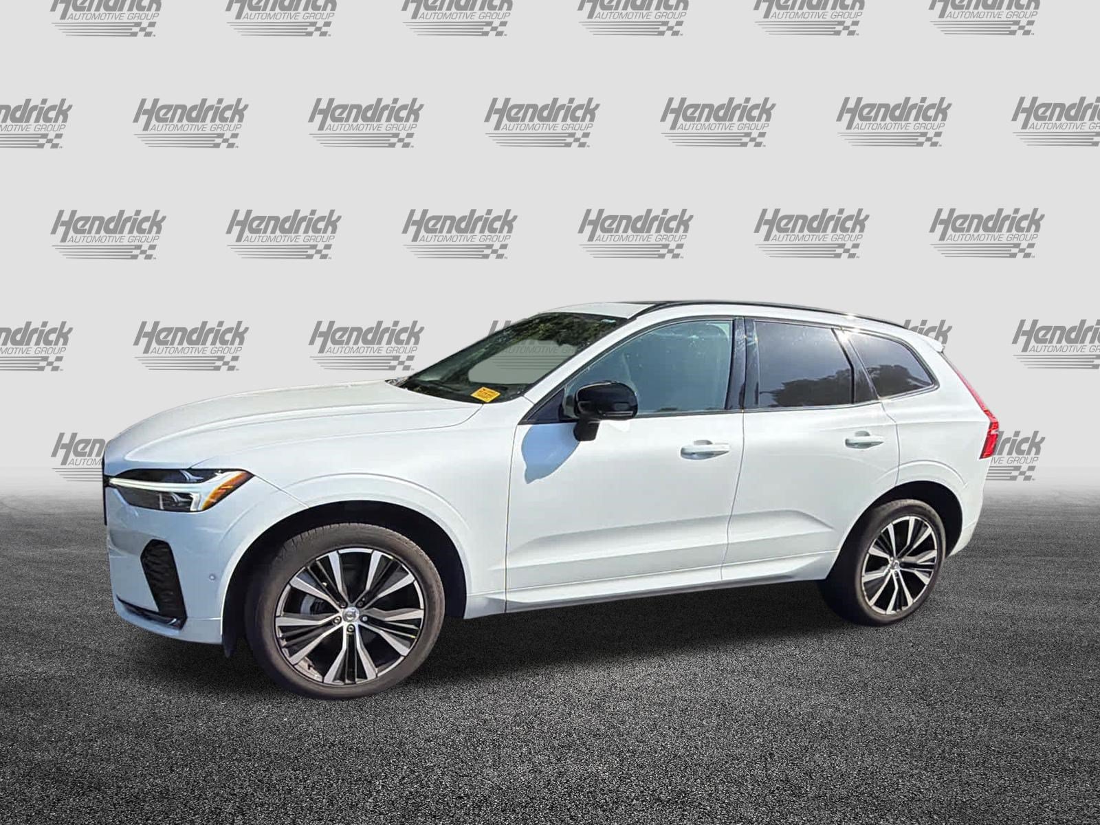 Used 2024 Volvo XC60 B5 Plus w/ Protection Package Premier AWD/4WD image 9