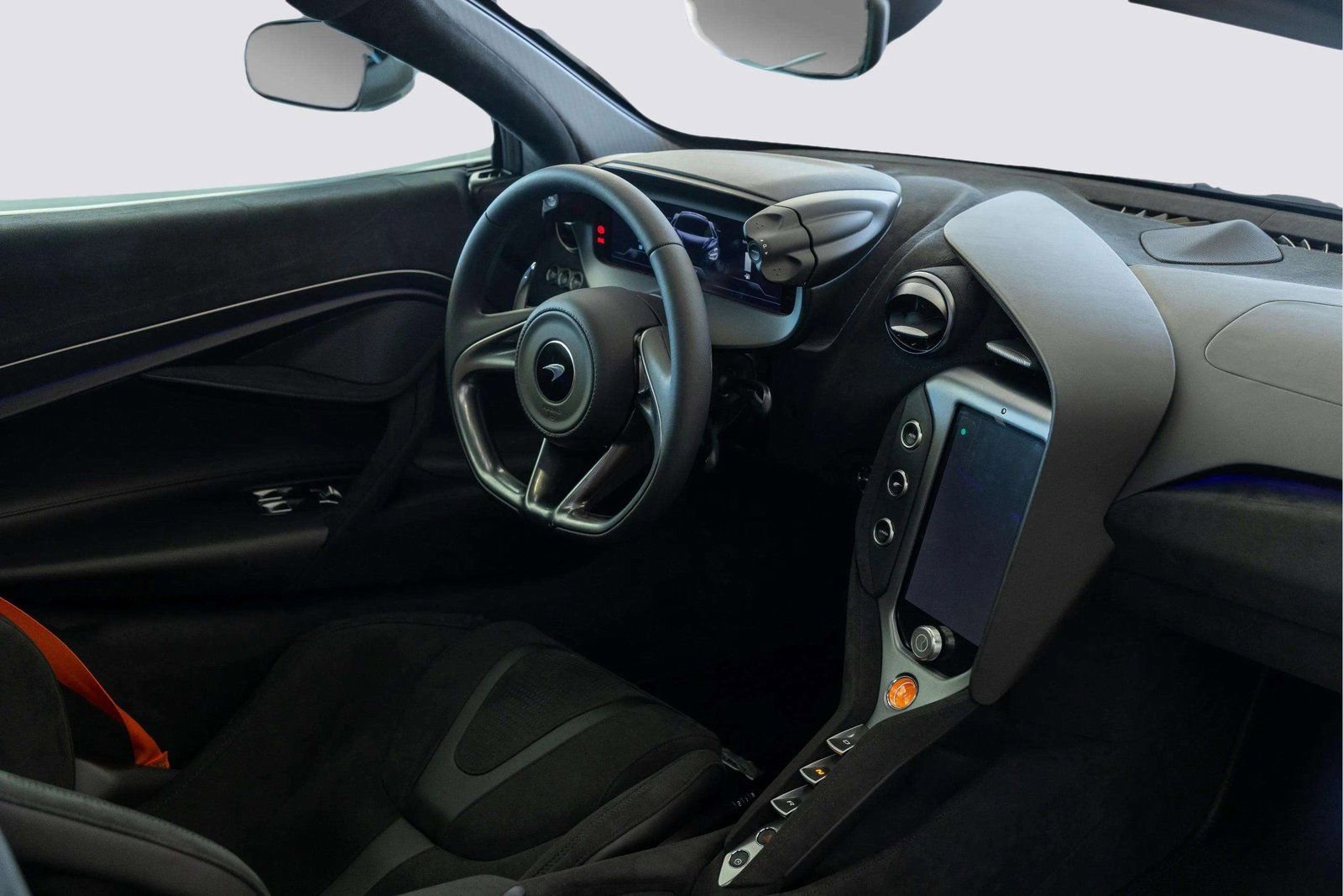 New 2026 McLaren 750S image 37