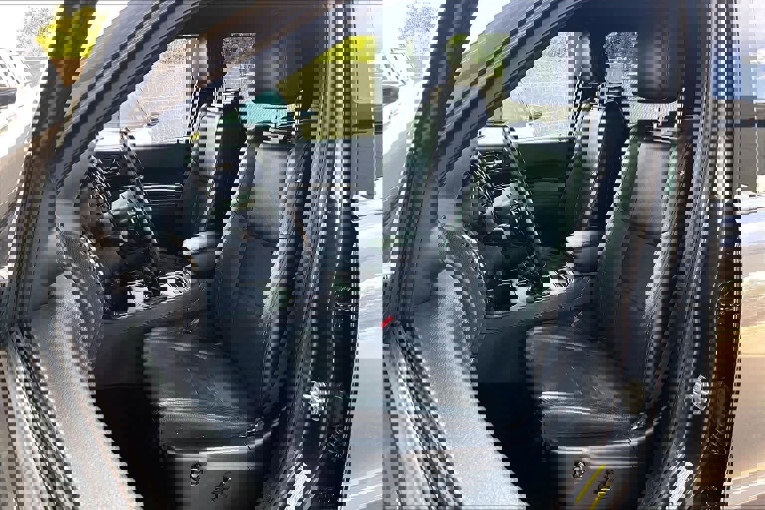 Used 2020 Dodge Durango R/T w/ Blacktop Package image 8