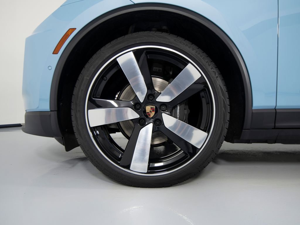 New 2026 Porsche Macan 4 Electric image 15