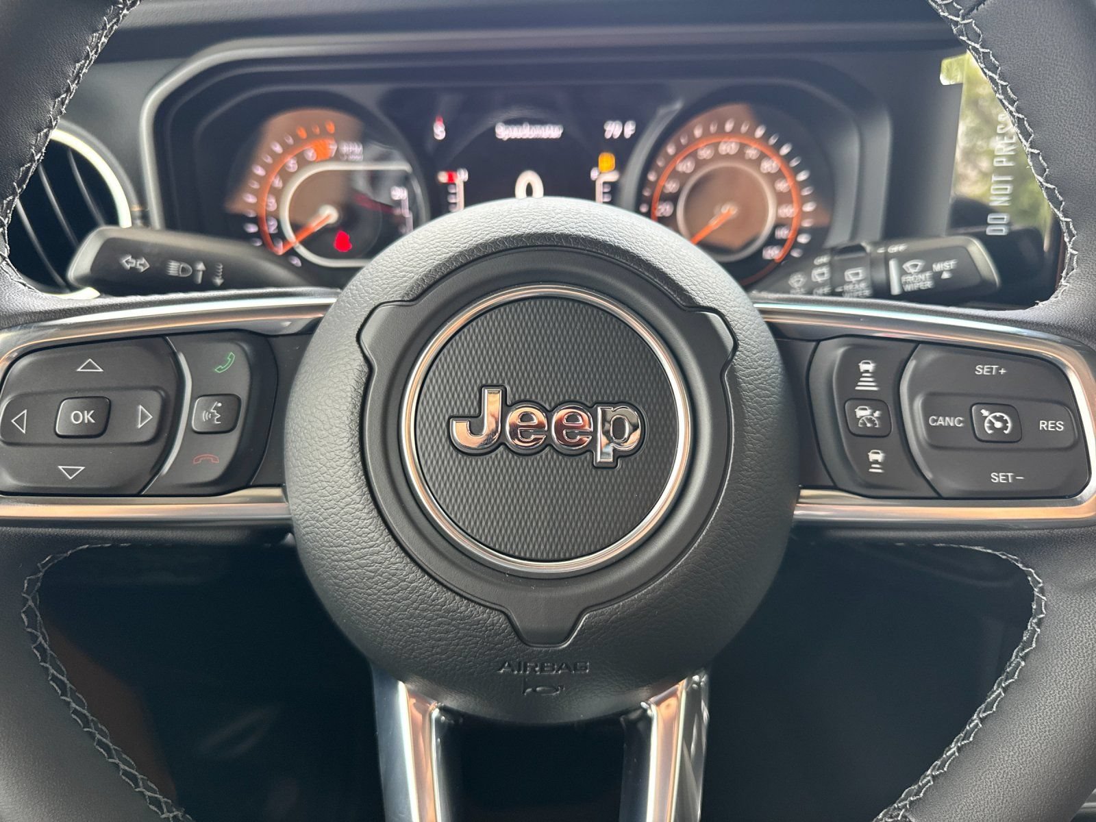 New 2026 Jeep Wrangler Unlimited Sahara AWD/4WD image 24