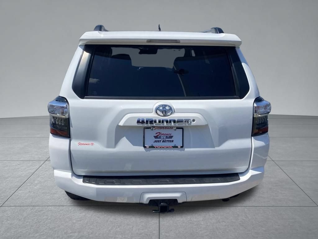 Used 2021 Toyota 4Runner SR5 AWD/4WD image 12
