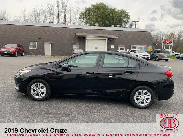 Used 2019 Chevrolet Cruze LS w/ LS Fleet Convenience Package image 3