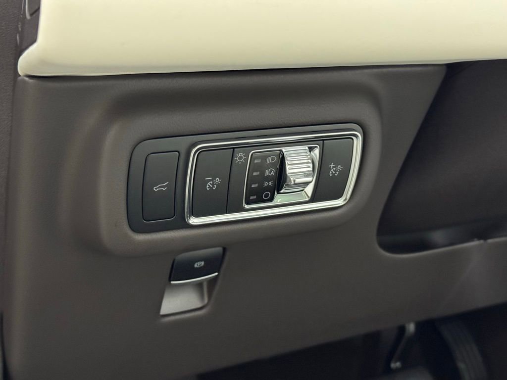 New 2026 Lincoln Nautilus Black Label AWD/4WD image 24