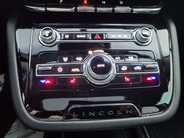Used 2022 Lincoln Corsair Reserve image 26