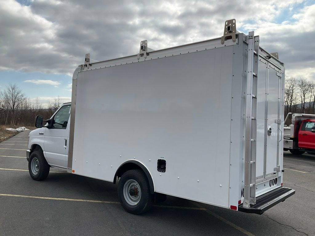 New 2026 Ford E-350 and Econoline 350 Super Duty w/ Power Equipment Group RWD image 26
