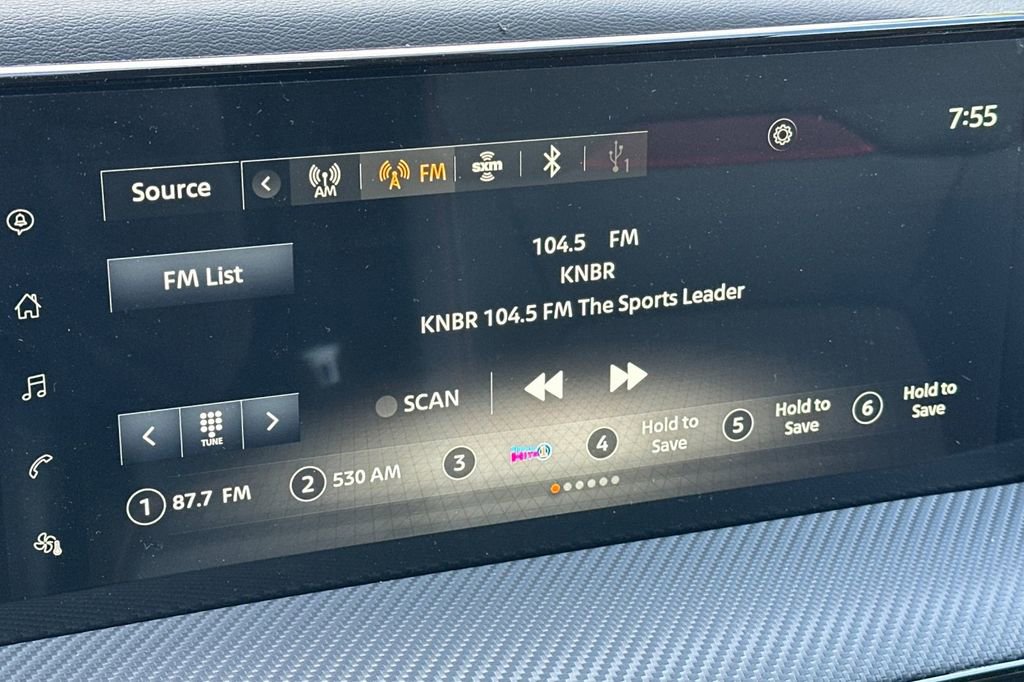 New 2025 Nissan Kicks SR w/ Illumination Package image 15