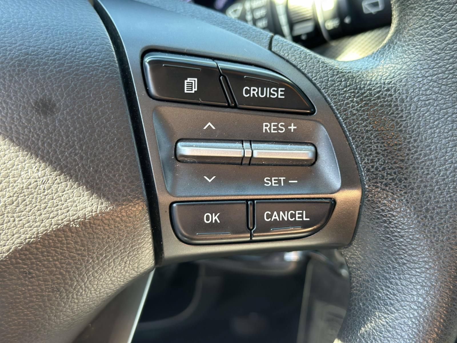 Used 2019 Hyundai Kona SE FWD image 18