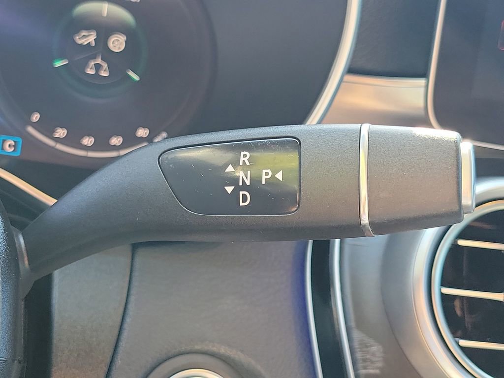 Used 2022 Mercedes-Benz GLC 300 image 37