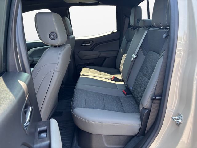 Used 2024 Chevrolet Colorado ZR2 w/ Technology Package image 10