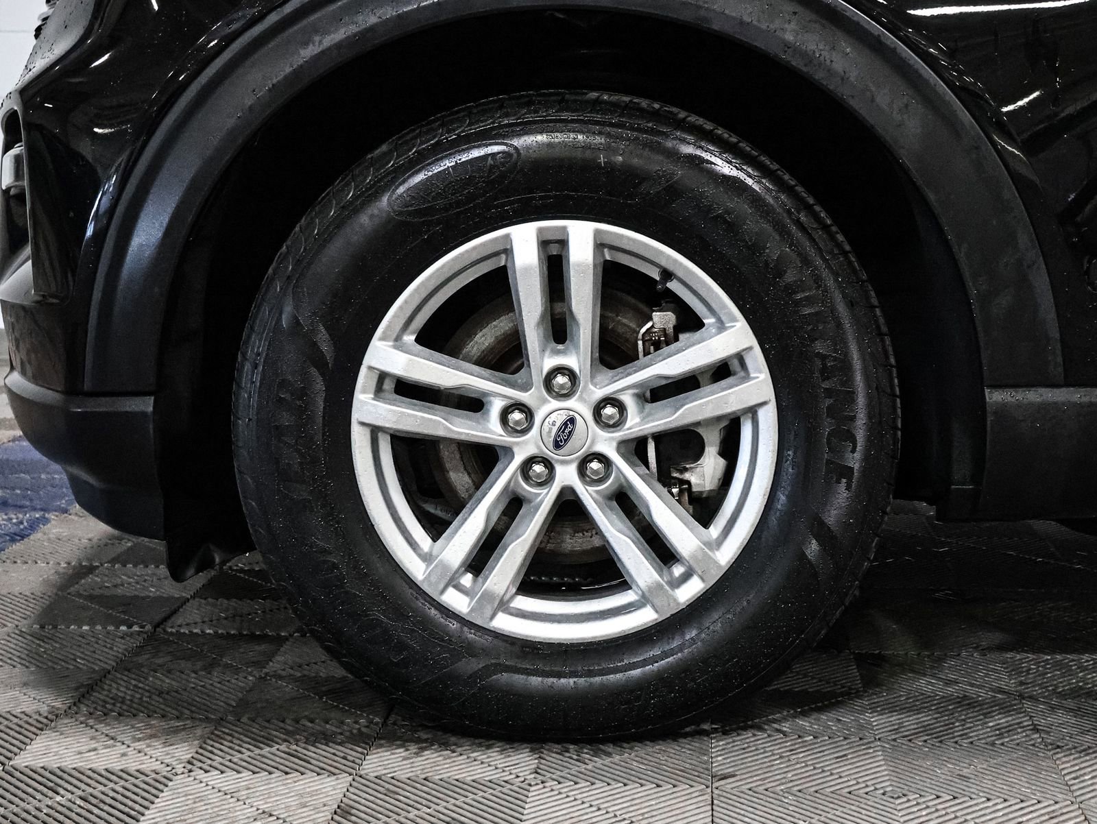 Certified 2023 Ford Explorer XLT w/ Equipment Group 202A image 19