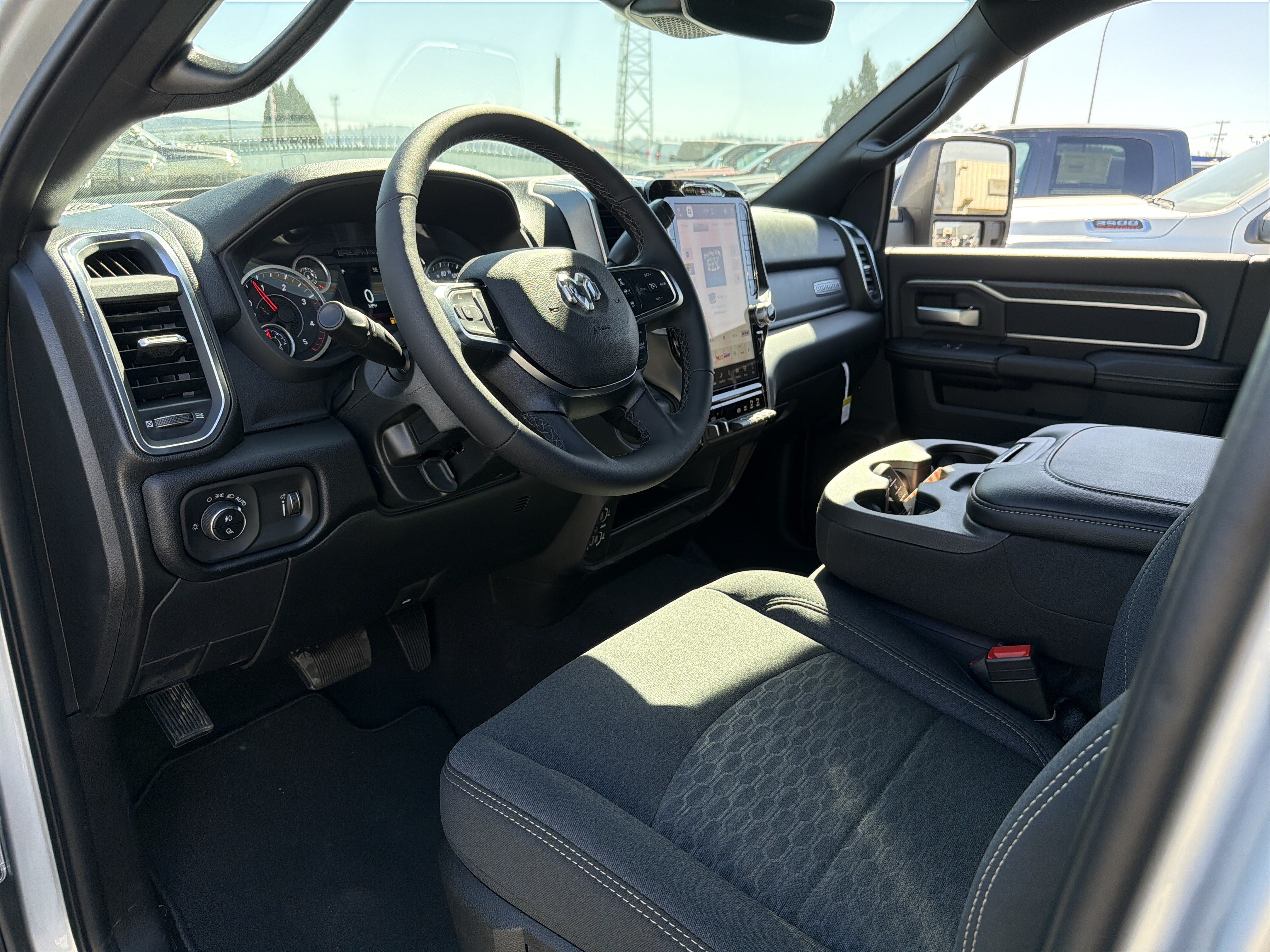 New 2026 RAM 3500 Big Horn AWD/4WD image 9