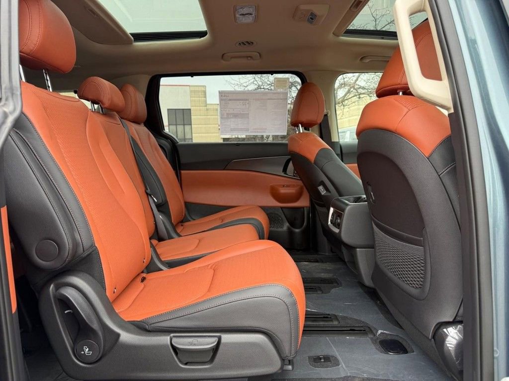 New 2026 Kia Carnival SX Prestige FWD image 6