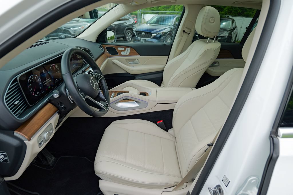 Used 2025 Mercedes-Benz GLE 450e 4MATIC image 23