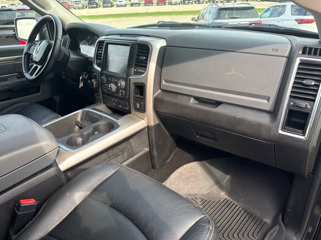 Used 2018 RAM 1500 Classic SLT w/ SLT Plus D￩cor Group AWD/4WD image 30