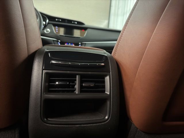 Used 2019 Cadillac XT5 Premium Luxury w/ Driver Assist Package image 23