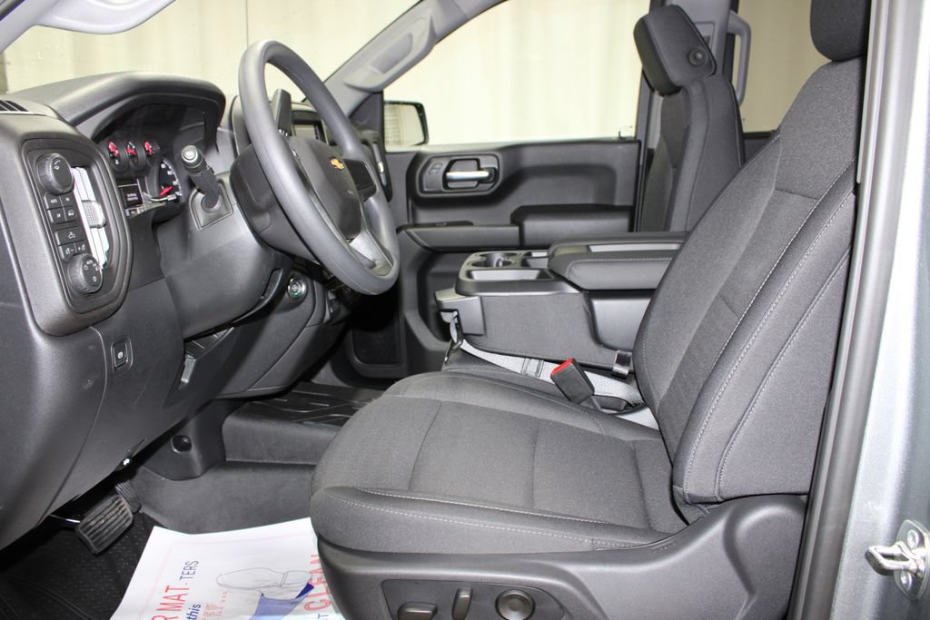 New 2026 Chevrolet Silverado 1500 Custom w/ Turbomax Blackout Package AWD/4WD image 29