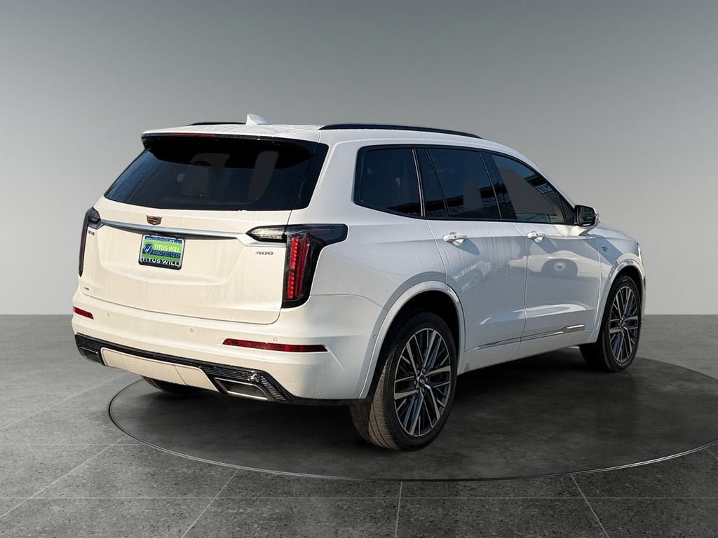 Used 2022 Cadillac XT6 Sport w/ Platinum Package AWD/4WD image 9