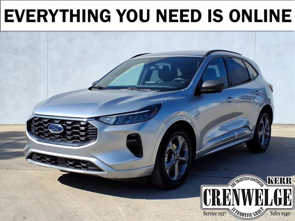 Used 2023 Ford Escape ST-Line w/ Cold Weather Package image 1