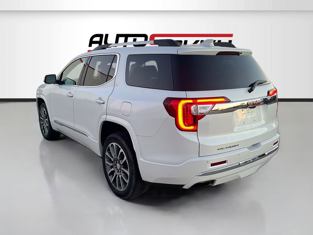 Used 2022 GMC Acadia Denali w/ Denali Technology Package image 5