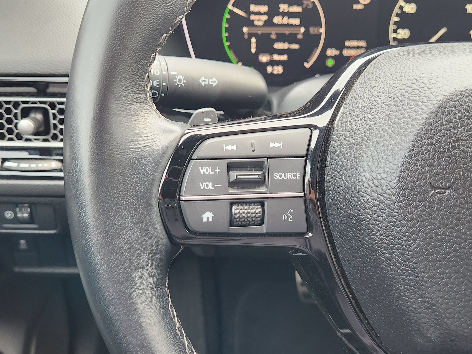 Used 2025 Honda Civic Sport image 34