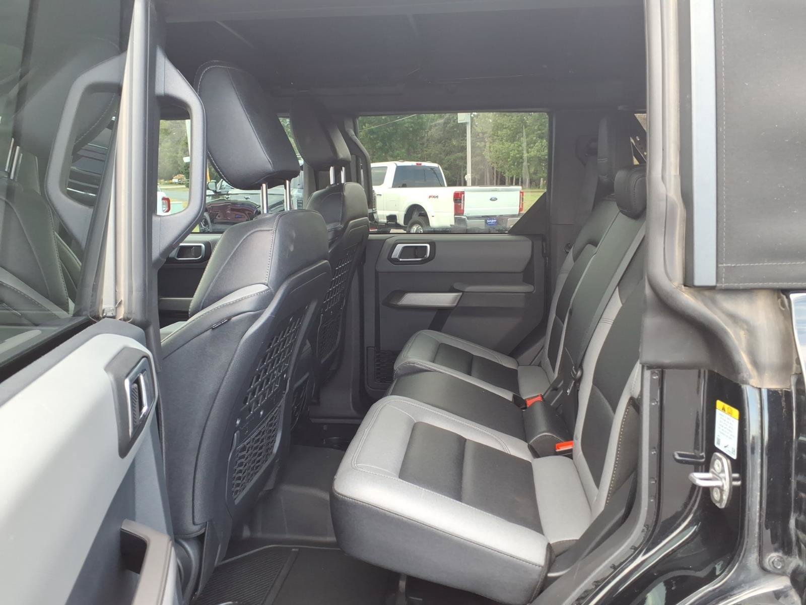 Certified 2023 Ford Bronco Black Diamond AWD/4WD image 11