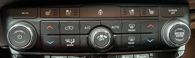Used 2024 Dodge Durango R/T AWD/4WD image 37