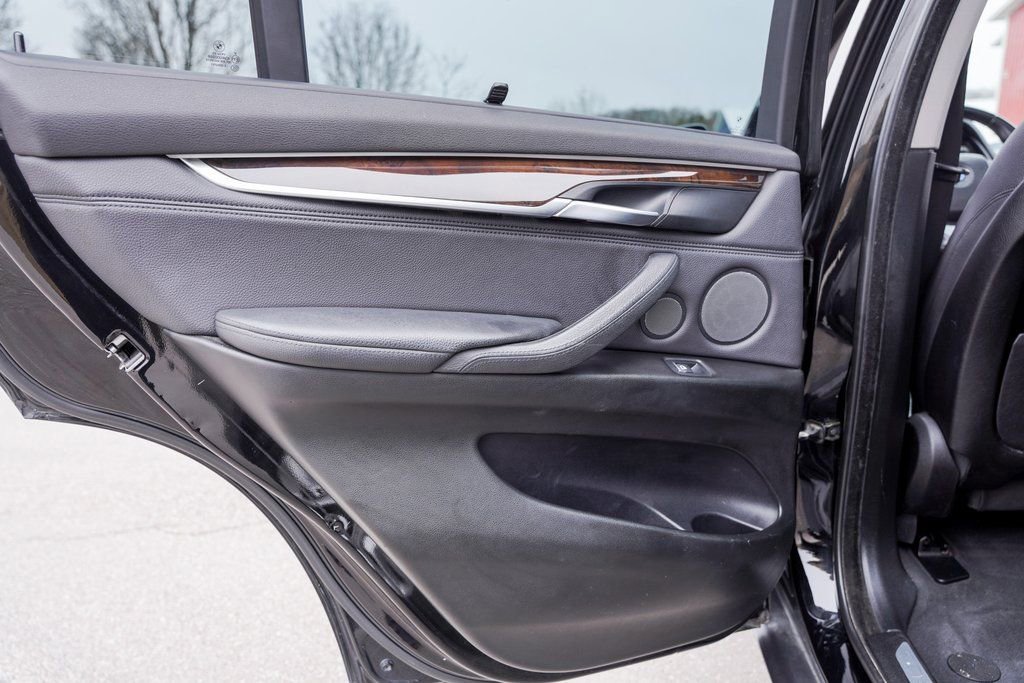 Used 2016 BMW X5 xDrive35d image 32