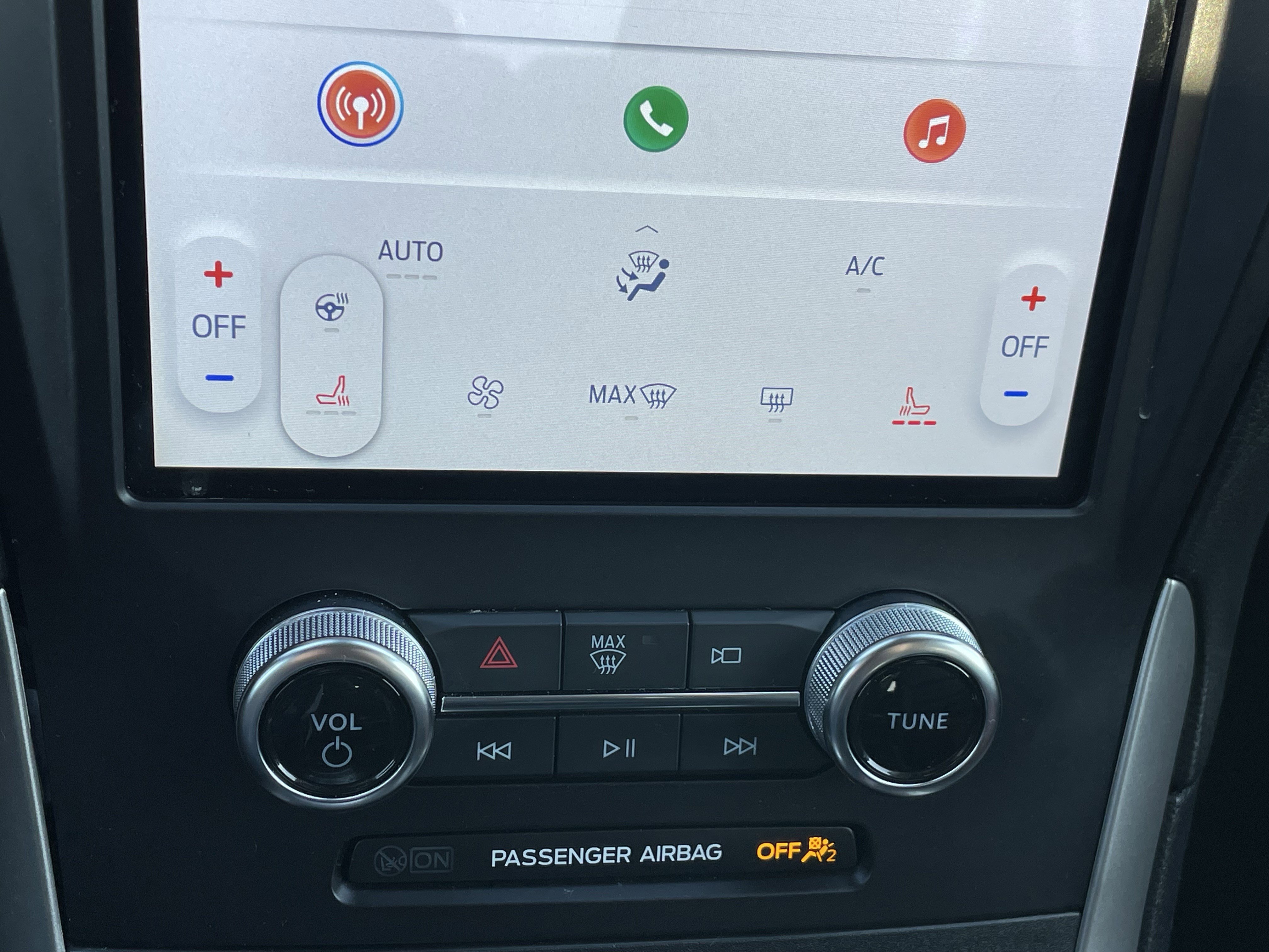 Used 2024 Ford Edge SEL w/ Convenience Package image 33