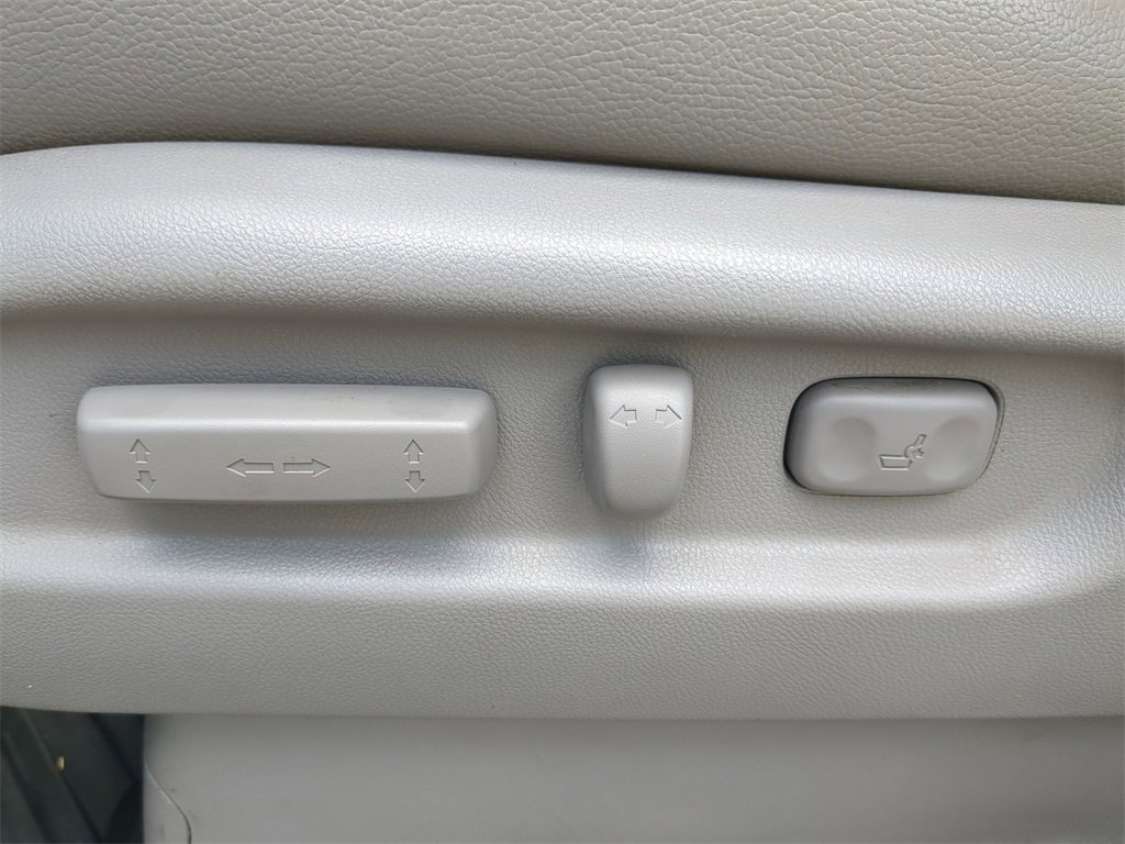 Used 2013 Honda Odyssey Touring image 22