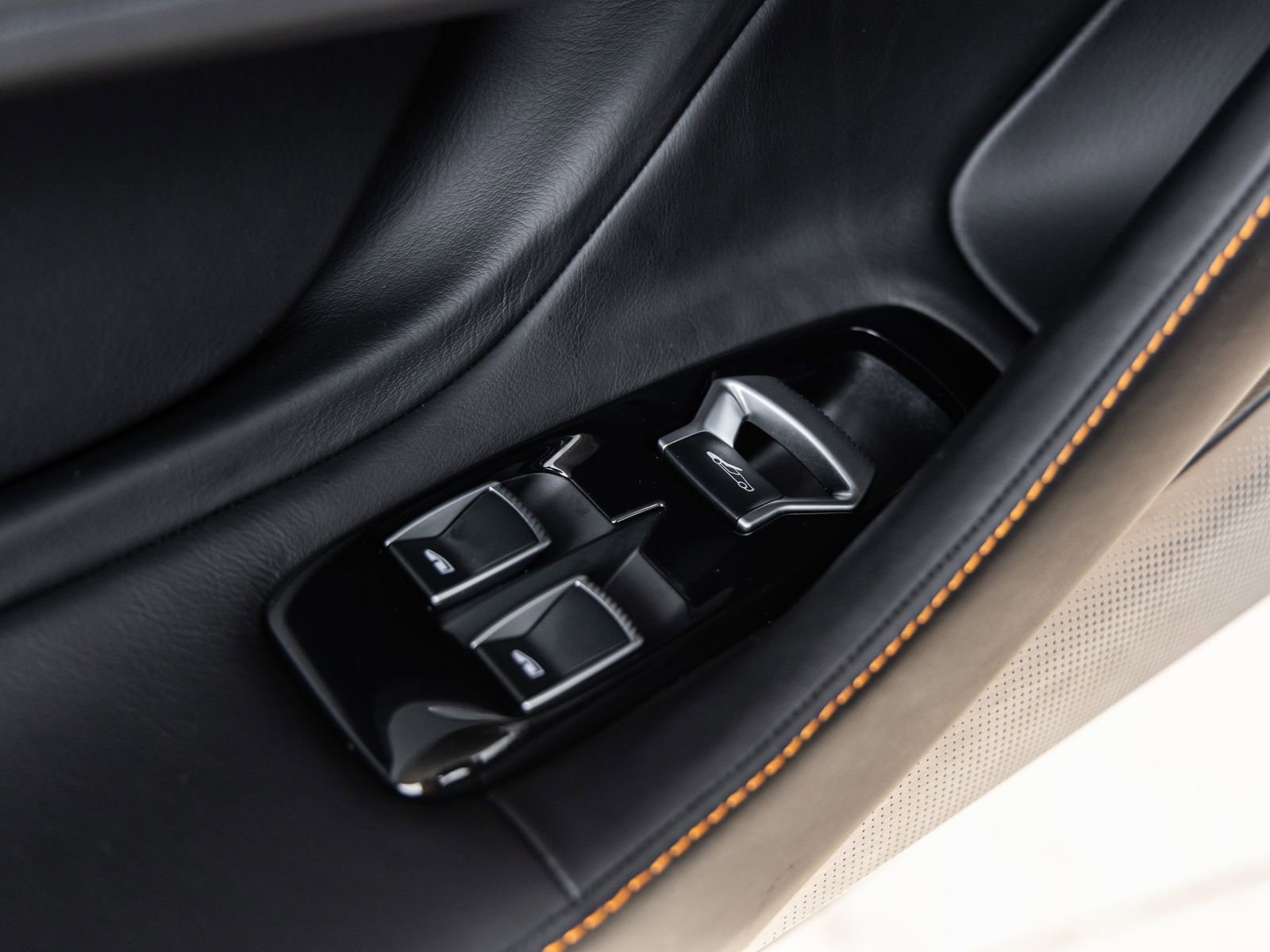Used 2026 McLaren GTS RWD image 26