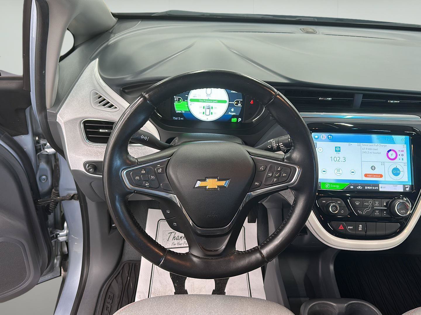 Used 2017 Chevrolet Bolt LT FWD image 9