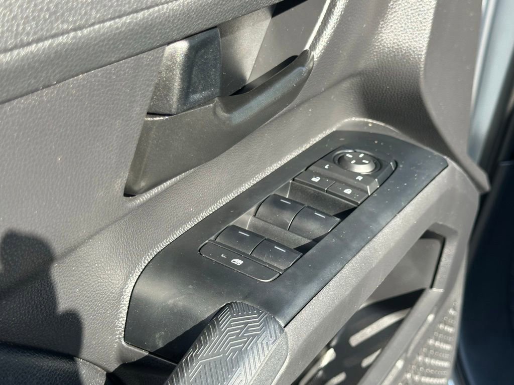 Used 2024 Toyota Tacoma SR5 AWD/4WD image 14