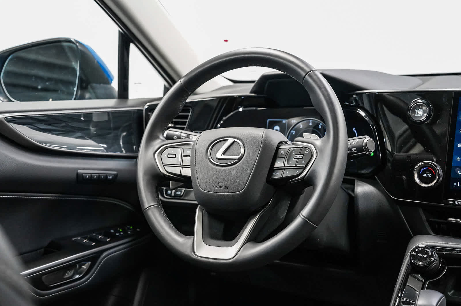 Used 2025 Lexus NX 350 AWD w/ Accessory Package (2T) image 15