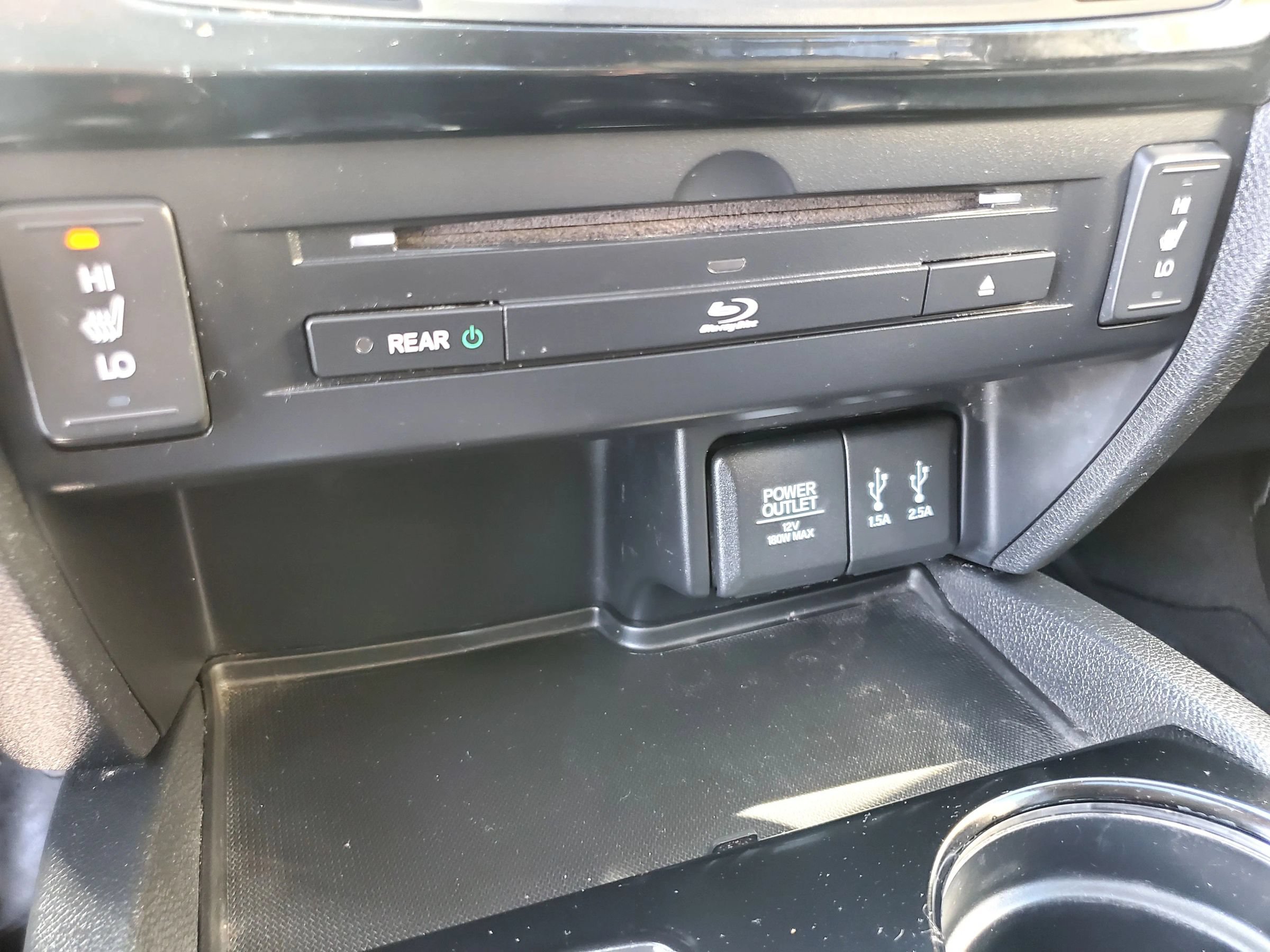 Used 2016 Honda Pilot Touring image 44