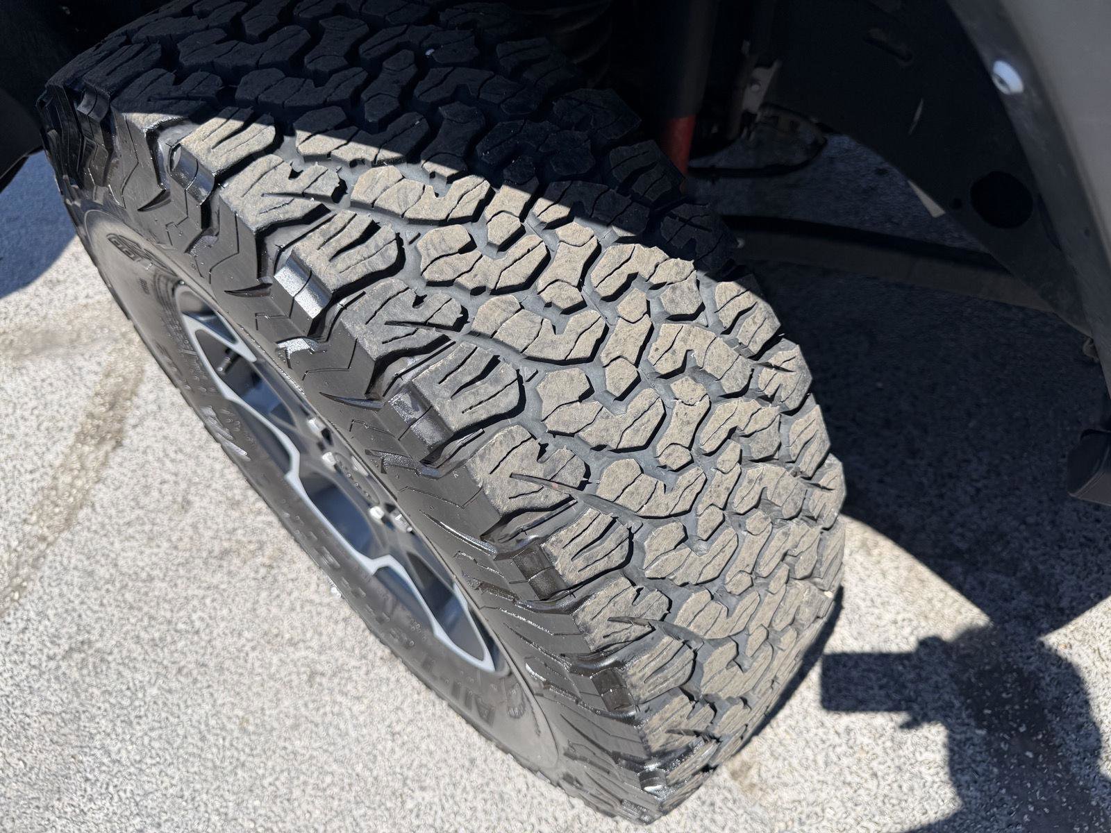 Used 2023 Jeep Wrangler Unlimited Rubicon 4xe w/ Cold Weather Group AWD/4WD image 40