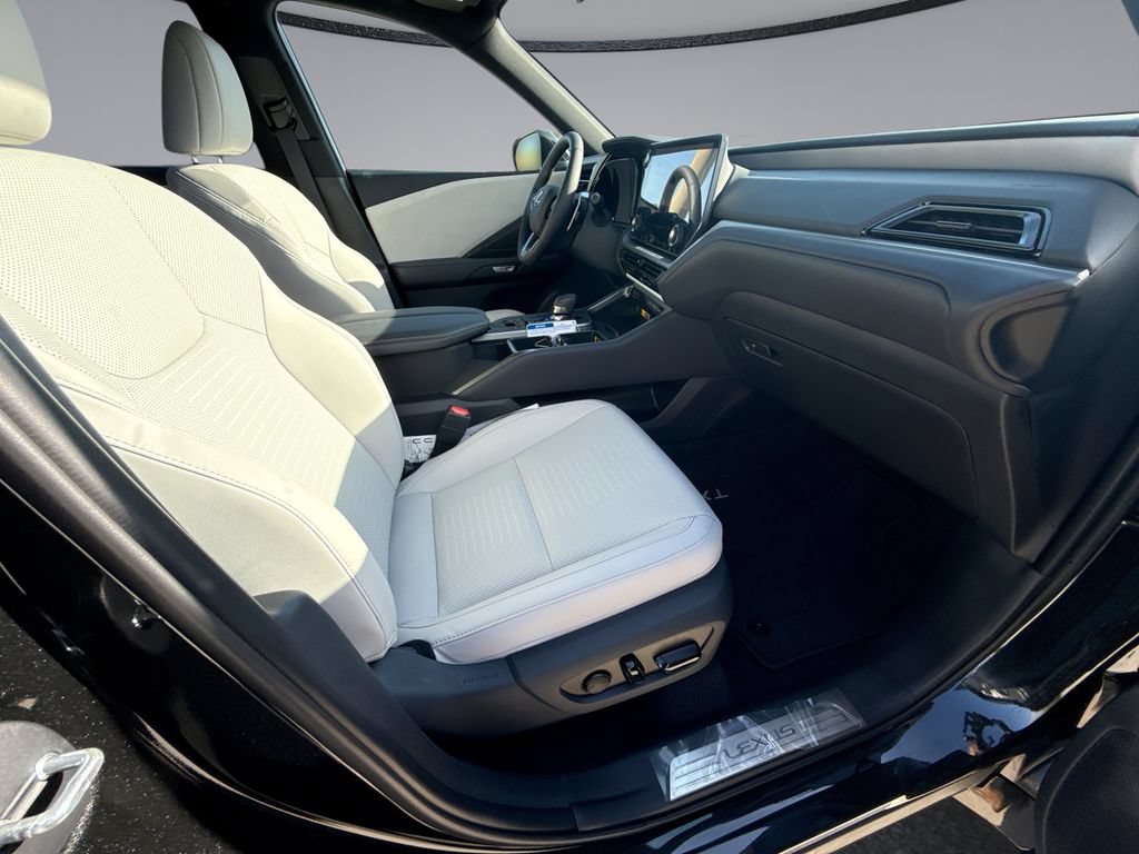 New 2026 Lexus TX 350 AWD image 15