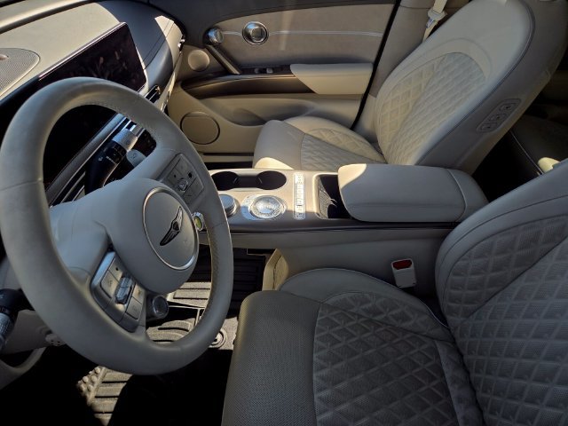 Used 2023 Genesis GV60 Performance w/ Cargo Package AWD/4WD image 5