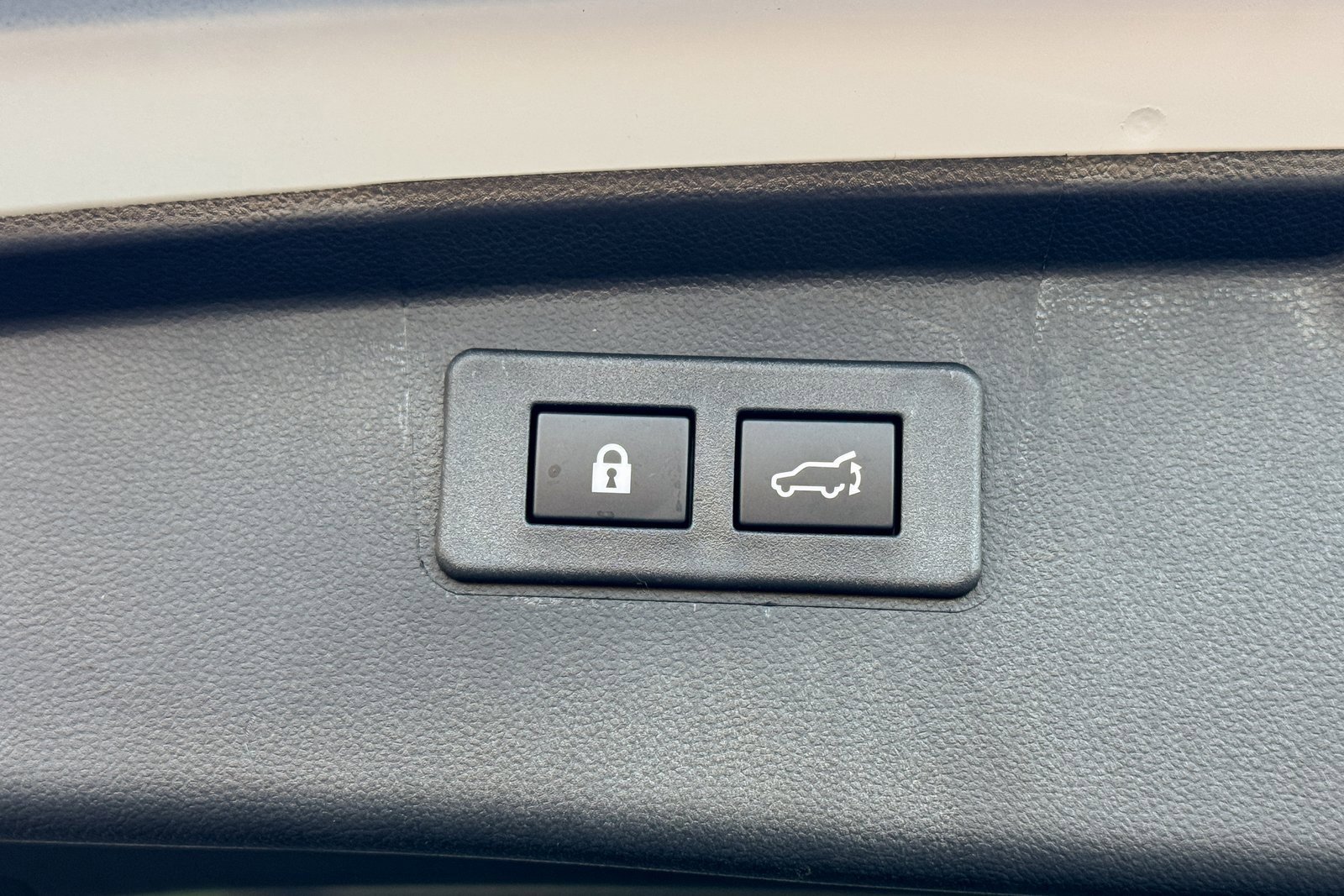 New 2025 Subaru Outback Touring XT w/ Tech Package 3 image 13