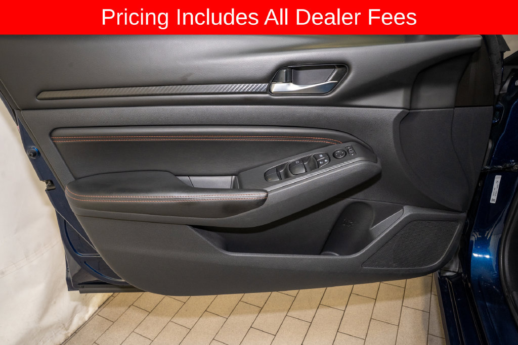 Used 2021 Nissan Altima 2.5 SR FWD image 11