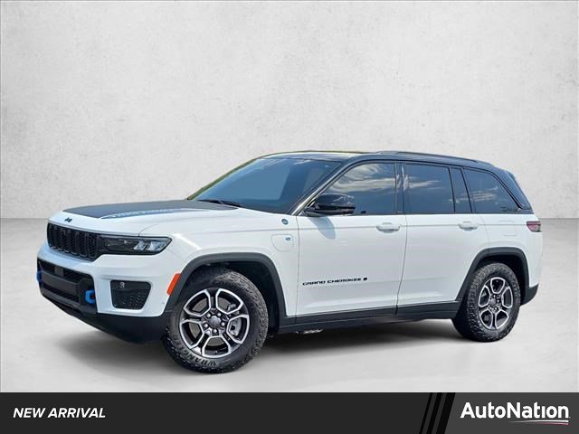 Used 2024 Jeep Grand Cherokee Trailhawk w/ Advanced Protech Group II image 1