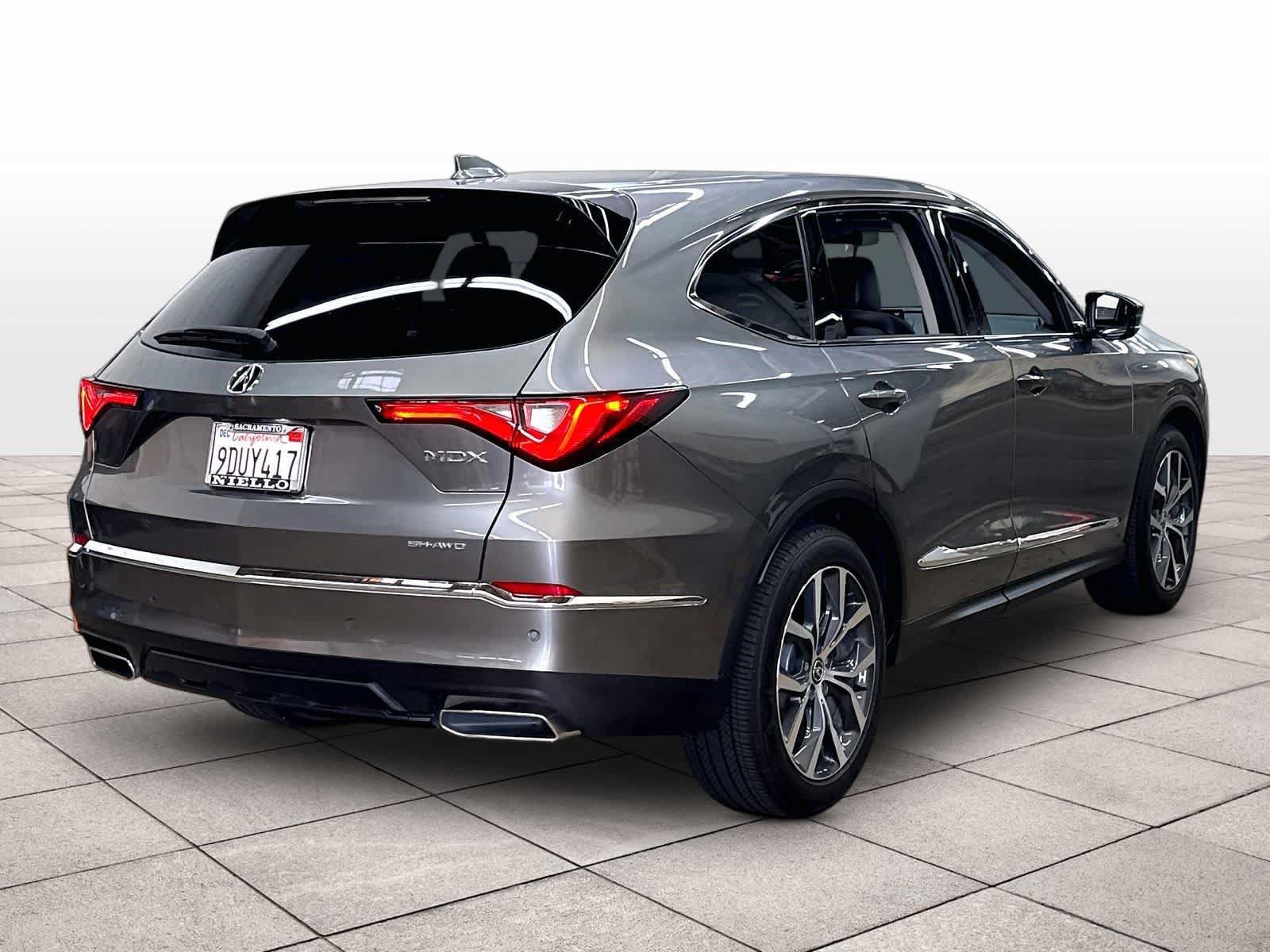 Used 2023 Acura MDX SH-AWD w/ Technology Package image 15