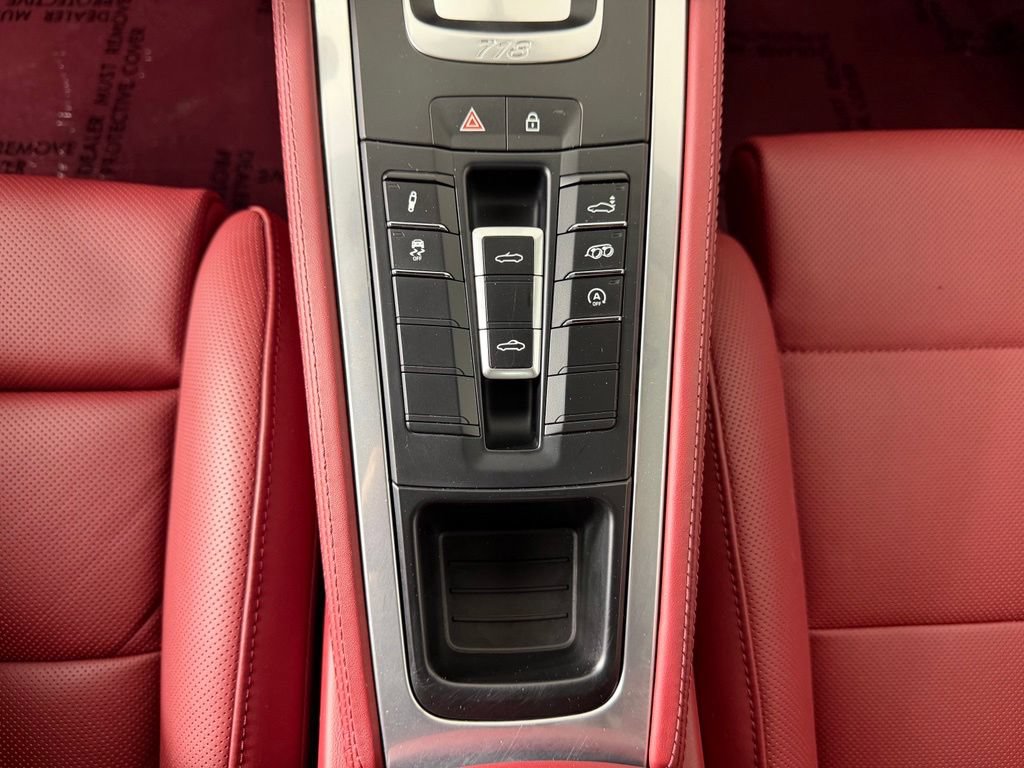 Certified 2025 Porsche 718 Boxster S RWD image 34