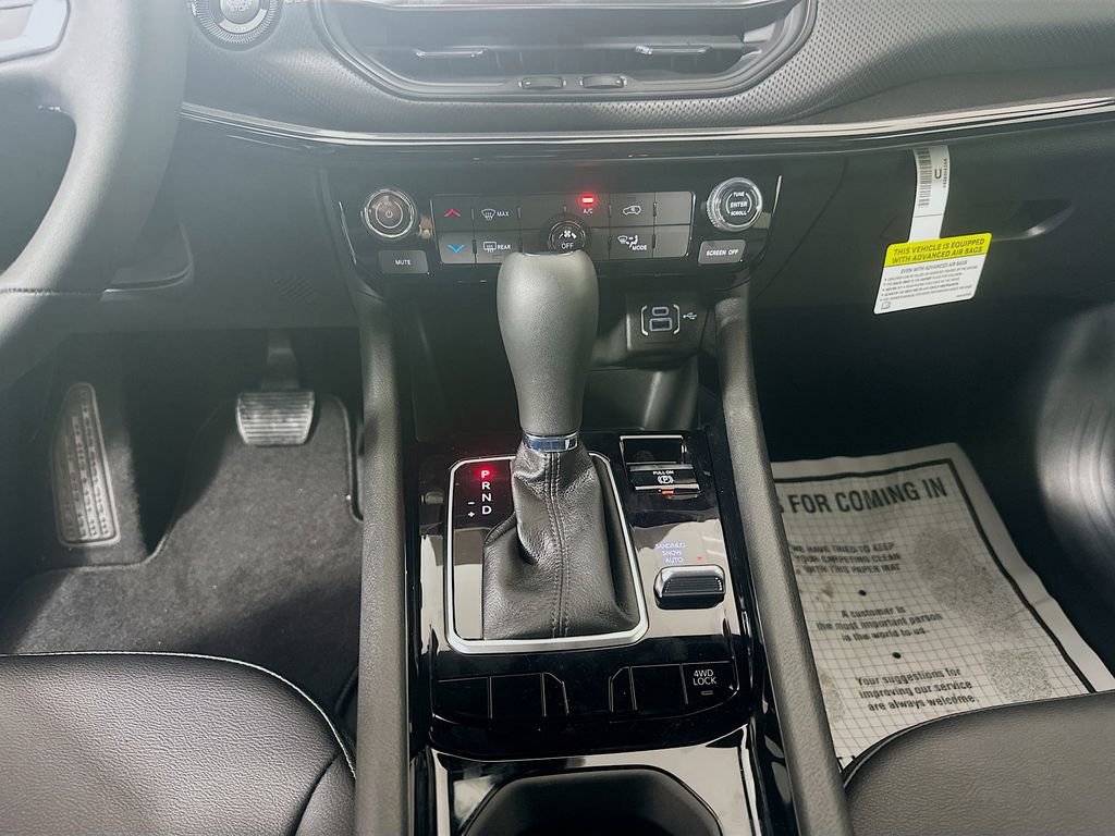 New 2026 Jeep Compass Latitude image 15