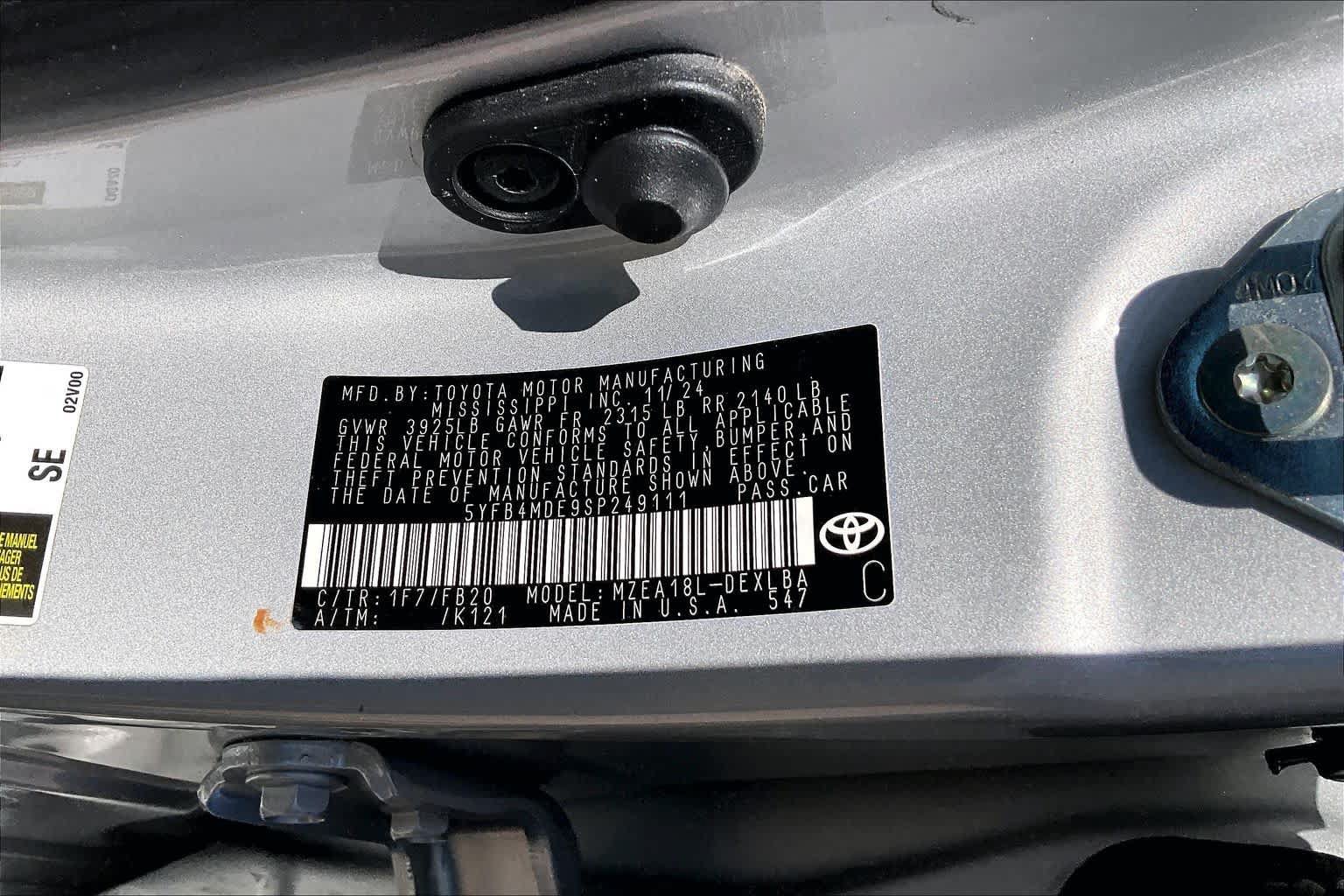 Used 2025 Toyota Corolla LE FWD image 33