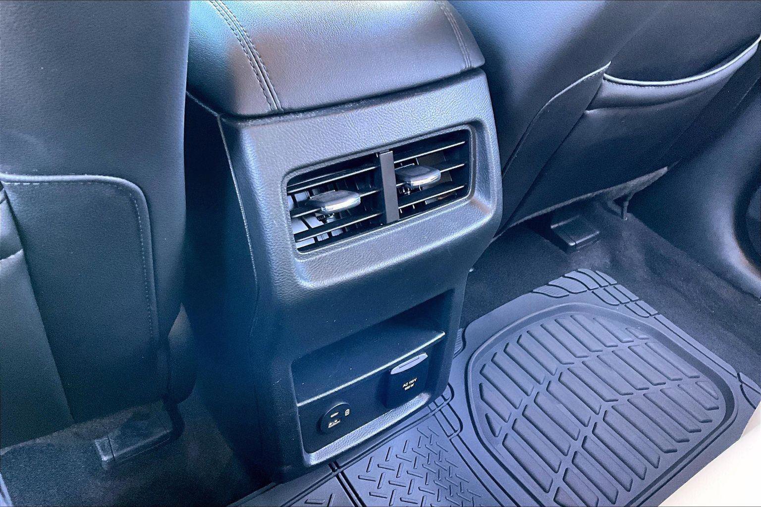 Used 2022 Ford Edge SEL w/ Convenience Package image 30