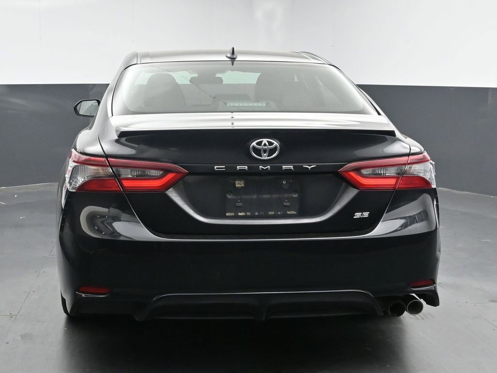 Used 2024 Toyota Camry SE FWD image 7