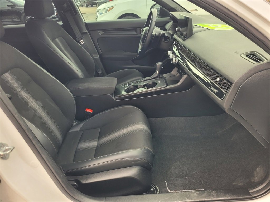 Used 2023 Honda Civic Sport image 16